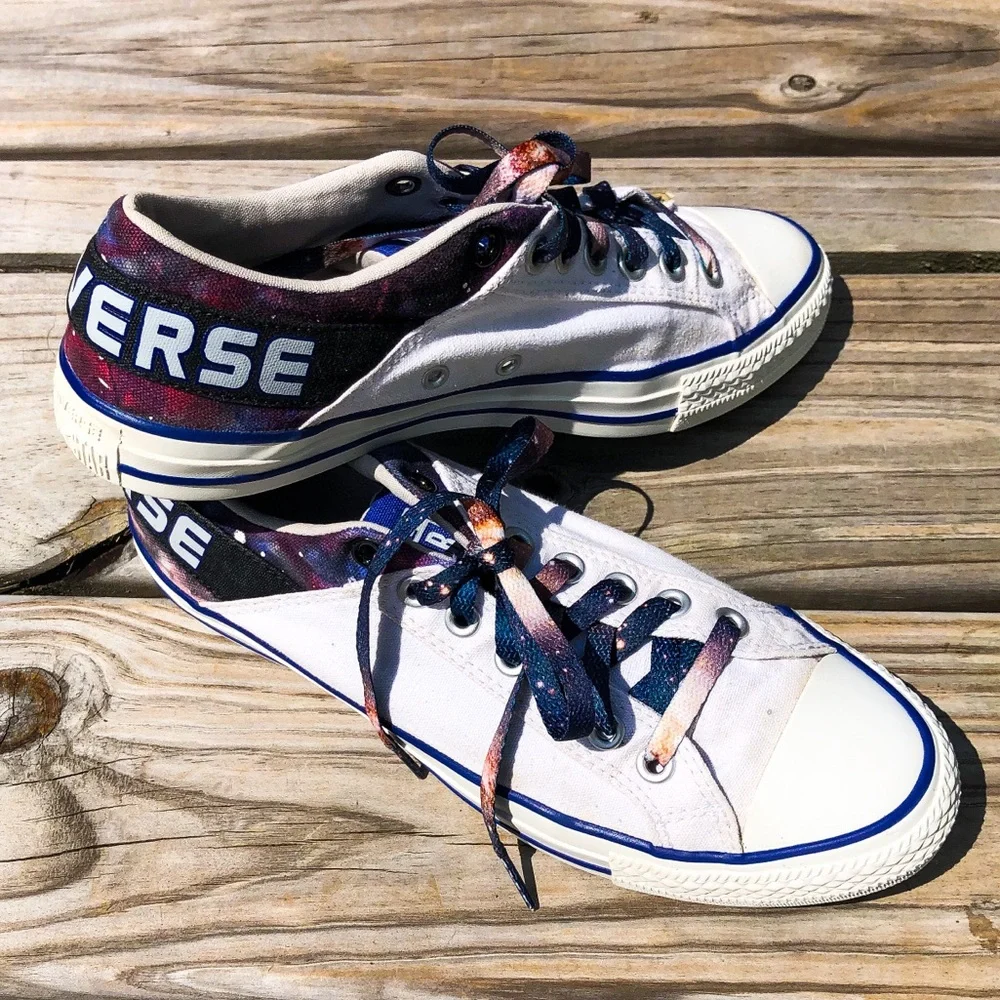 - Converse Sz 10 White/Galaxy Converse All-Stars! NEW GALAXY LACES! EUC! - Picture 3 of 14